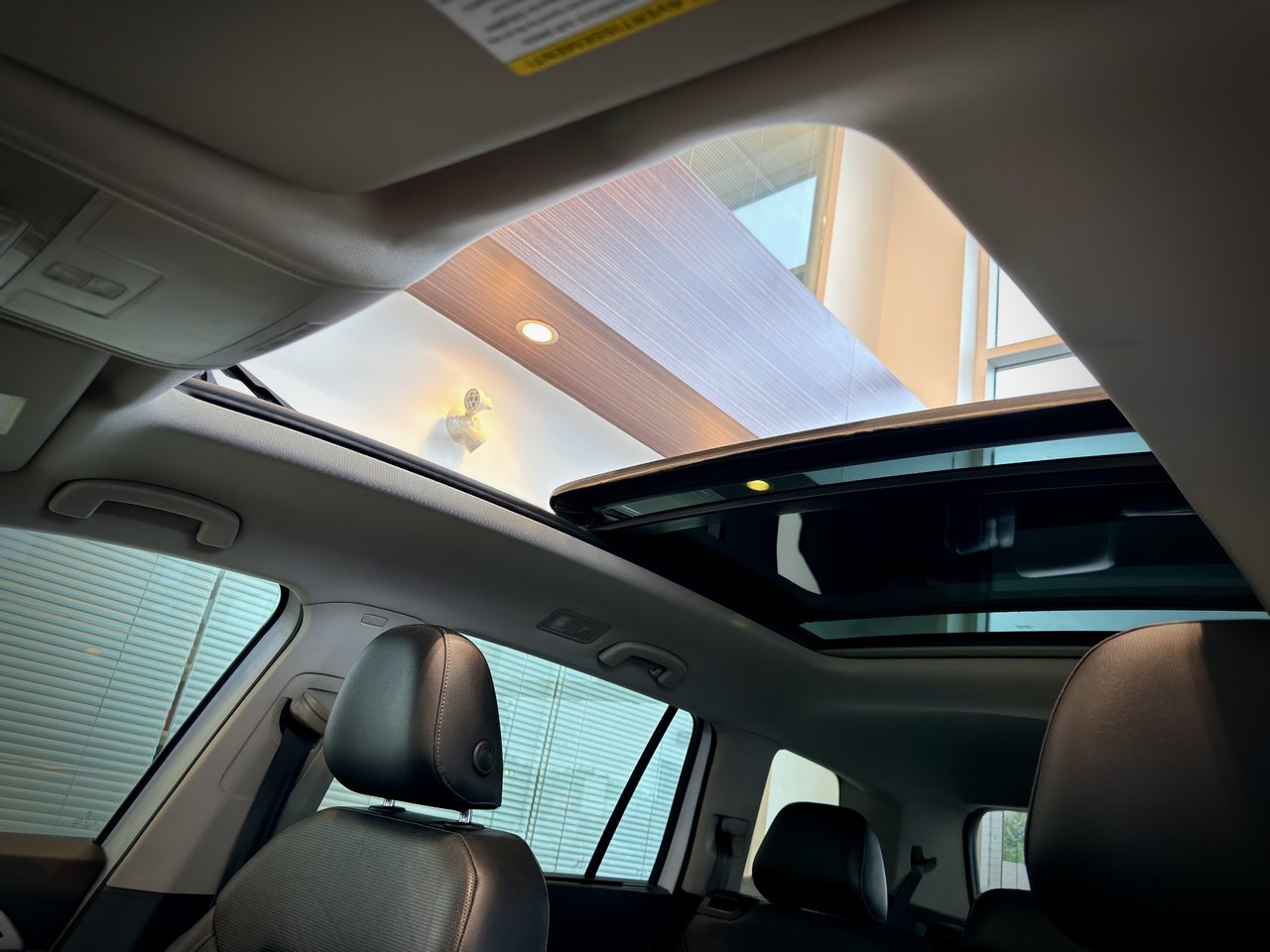 2018 Volkswagen Atlas Highline-17
