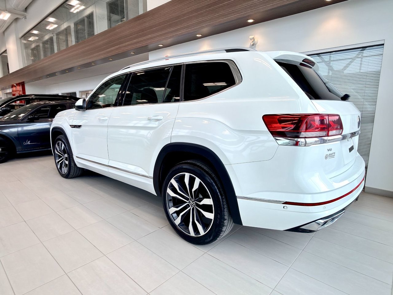2021 Volkswagen Atlas Execline-9