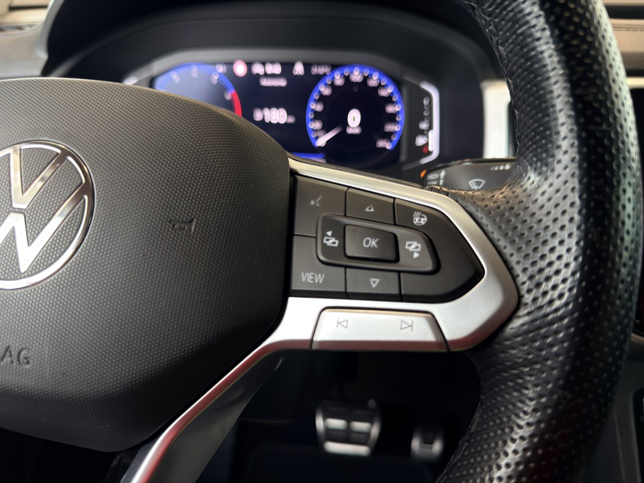 2021 Volkswagen Atlas Execline-29