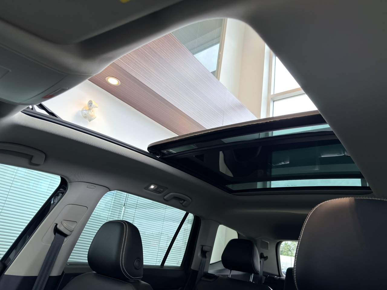 Volkswagen Atlas Highline 2022-13