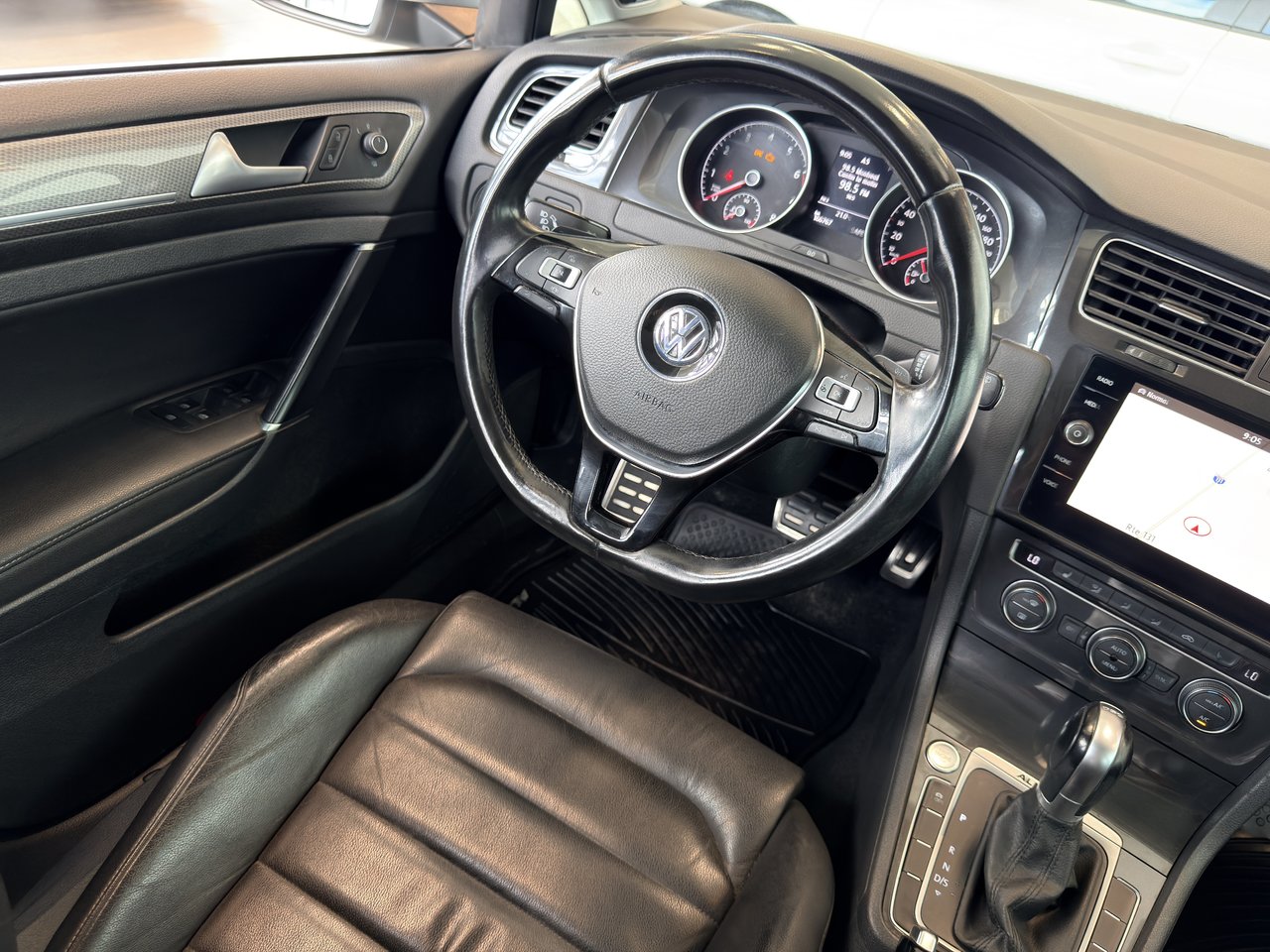 2019 Volkswagen Golf Alltrack-21