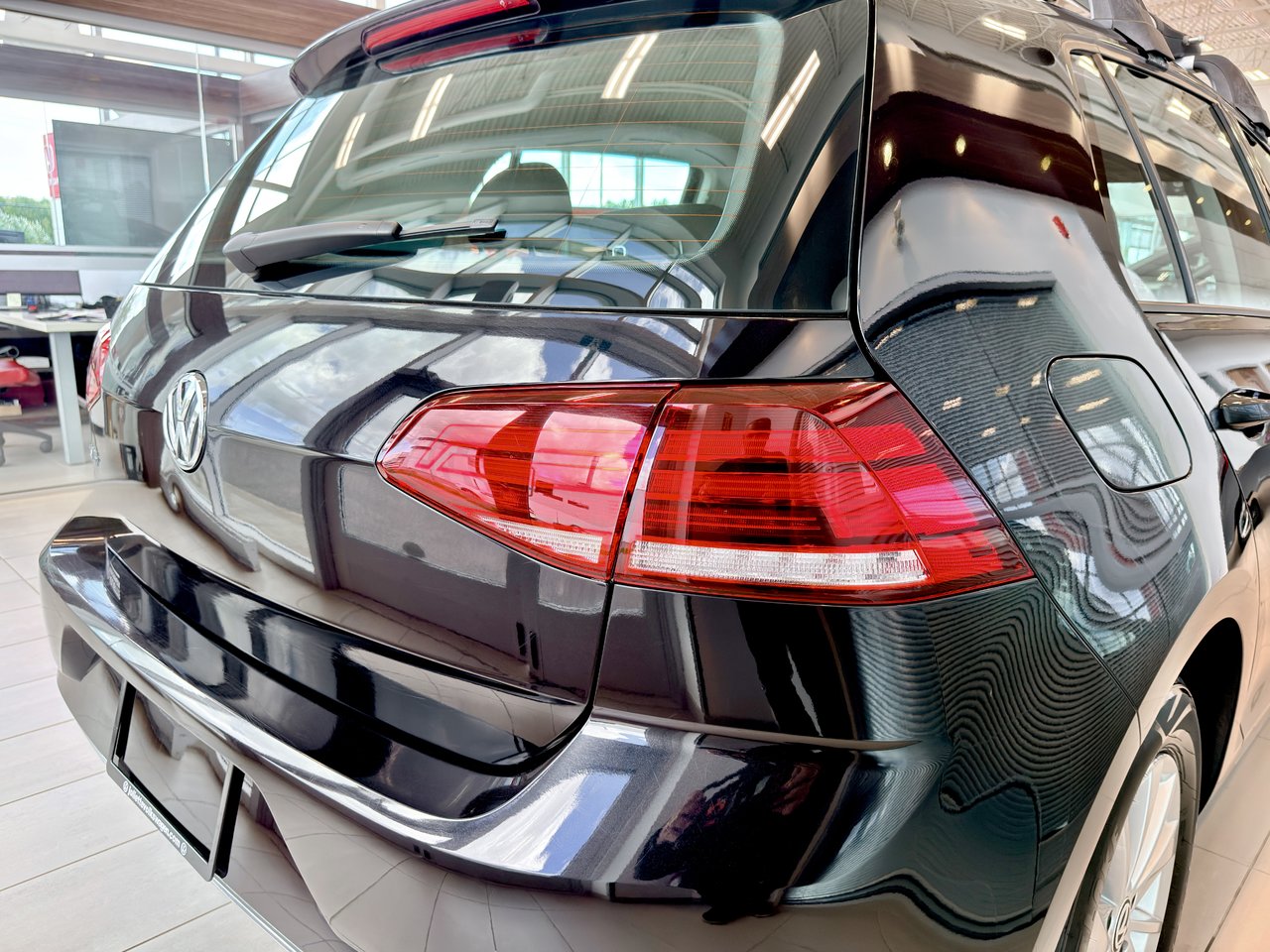 Volkswagen Golf Comfortline 2019-9
