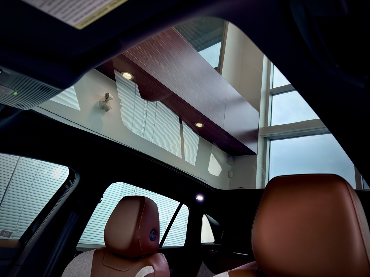 2025 Volkswagen ID.4 Pro-5