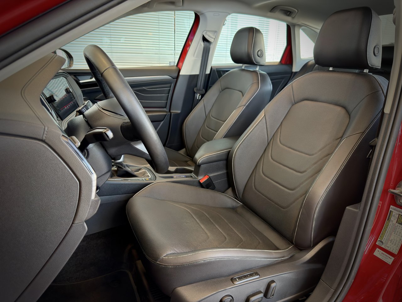 Volkswagen Jetta Highline 2024-14