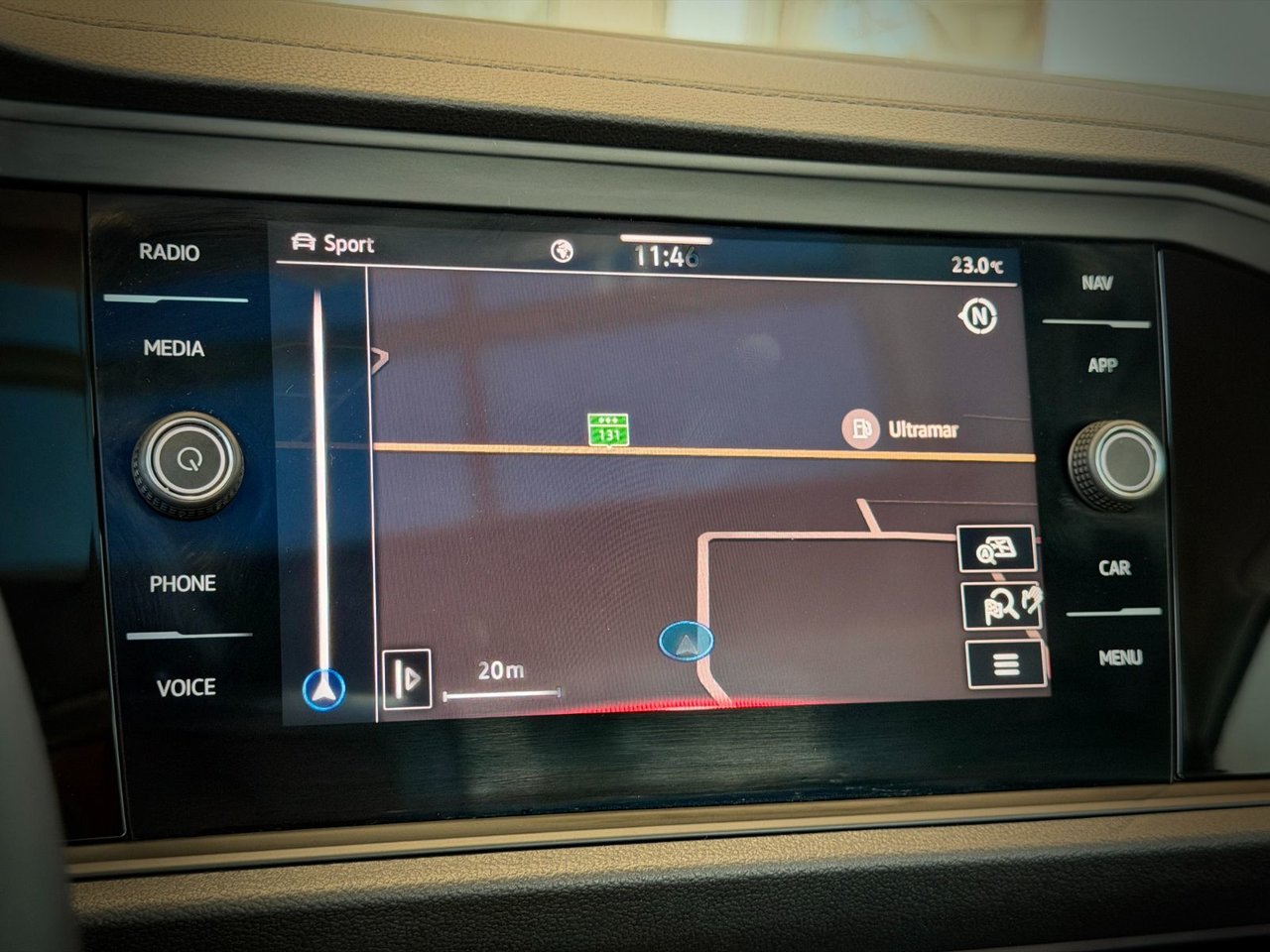 Volkswagen Jetta Highline 2024-19