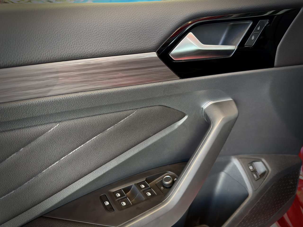 Volkswagen Jetta Highline 2024-22