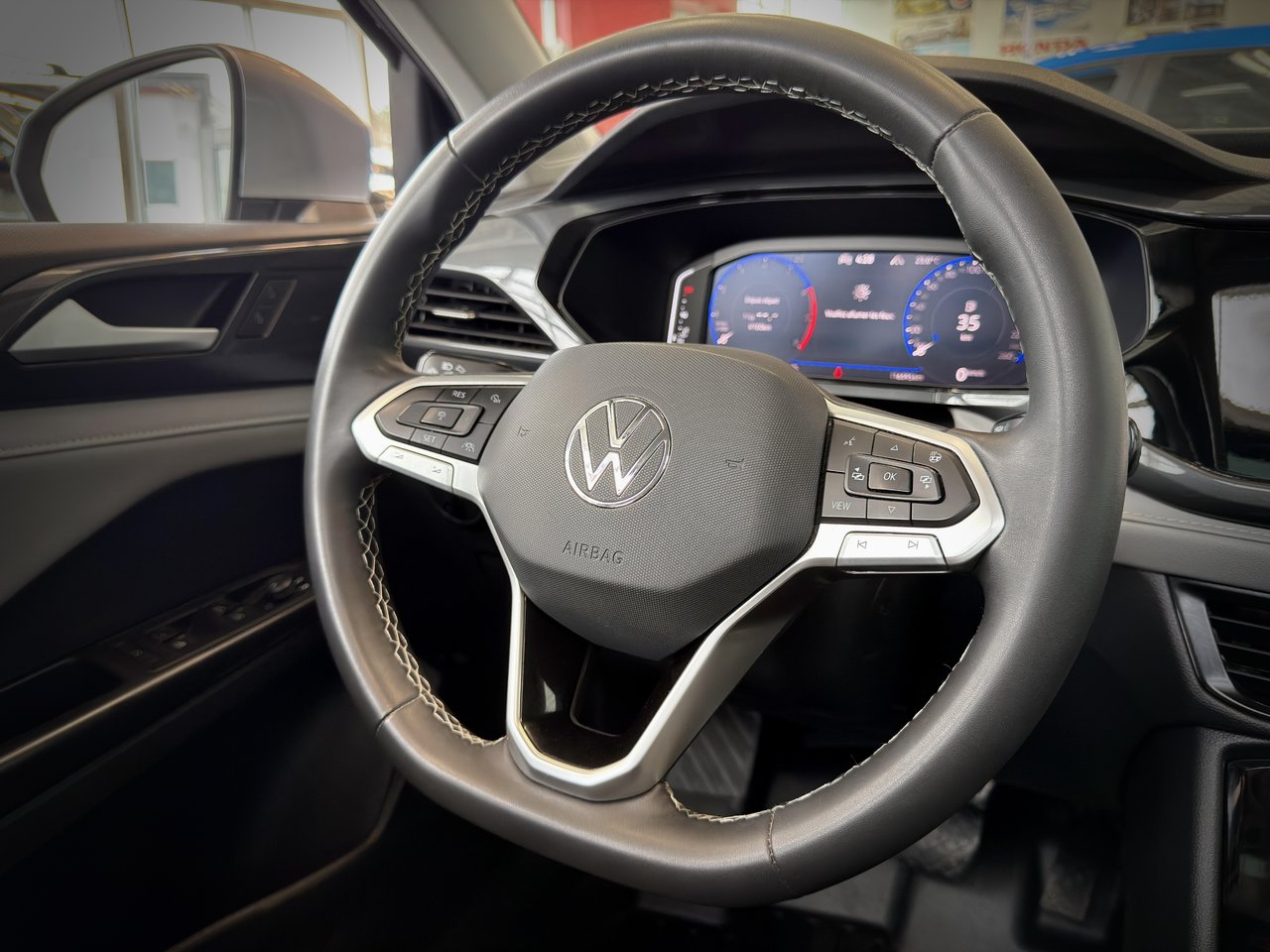 2023 Volkswagen Taos Highline-23