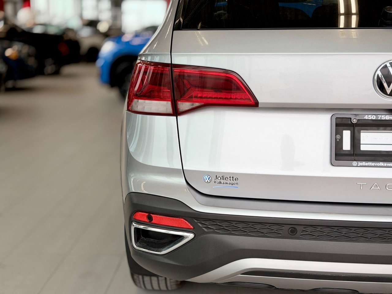 2023 Volkswagen Taos Highline-10