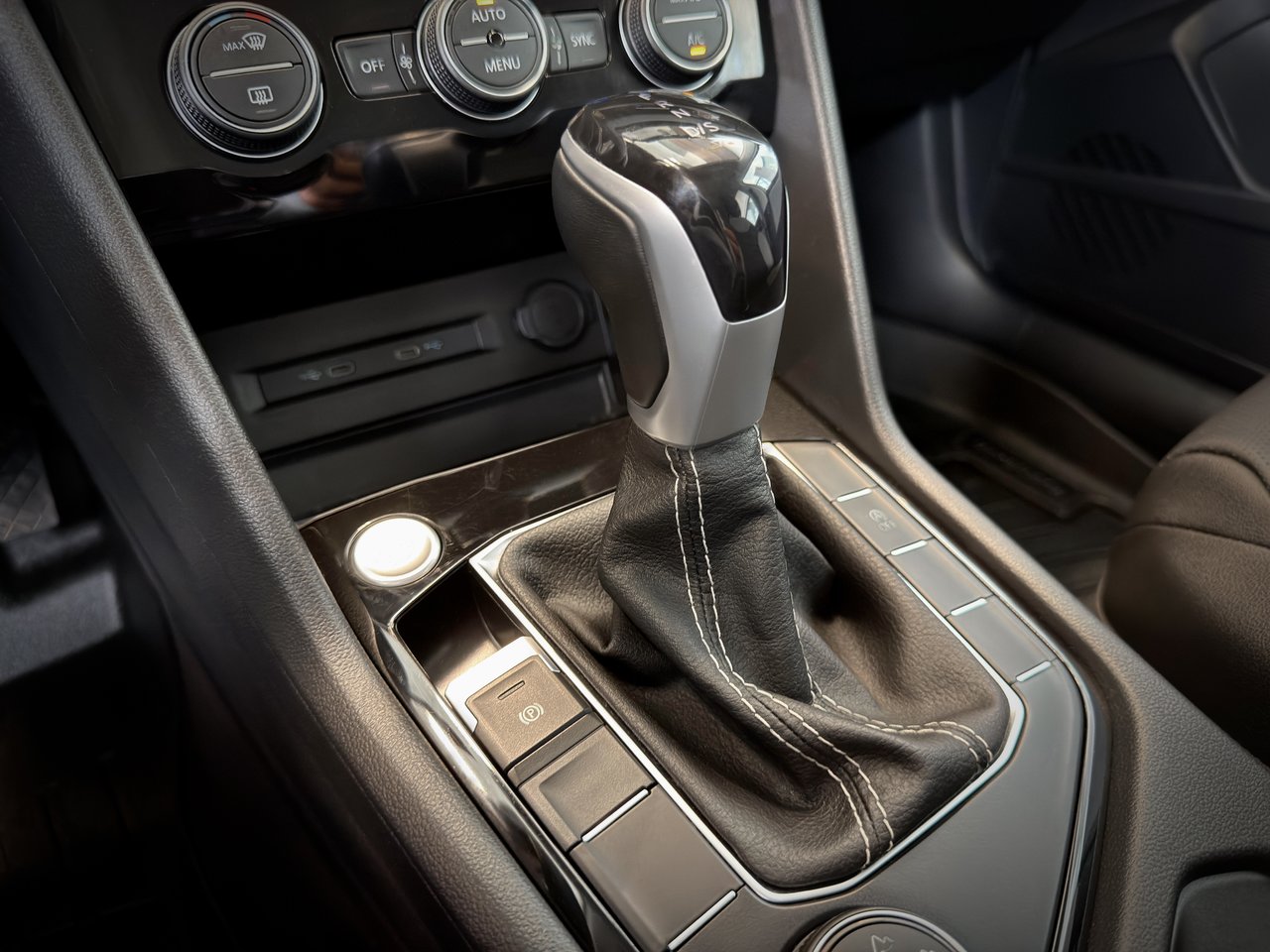 2023 Volkswagen Taos Highline-29