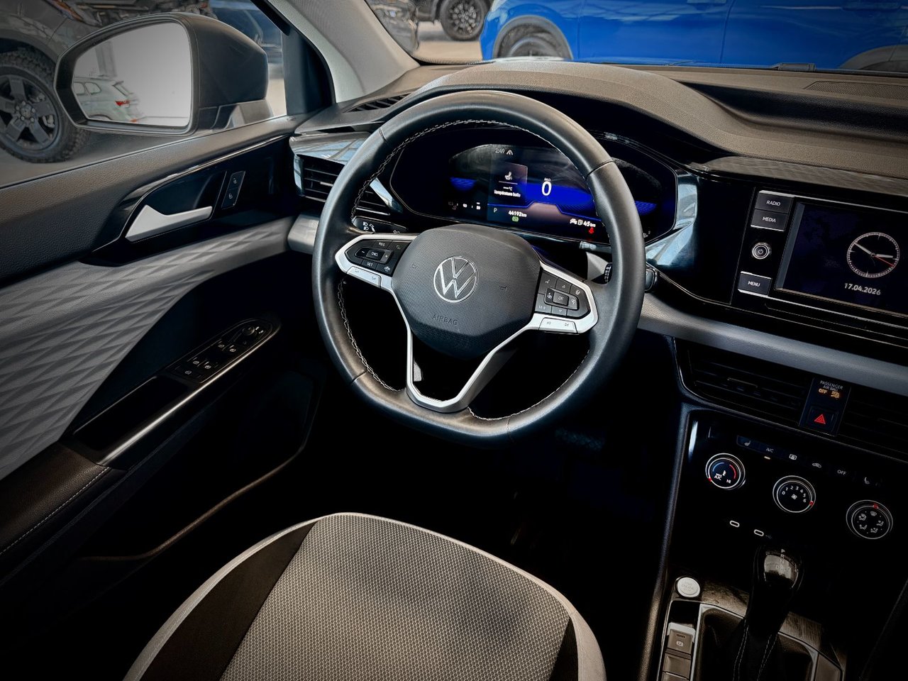 2024 Volkswagen Taos Trendline-19