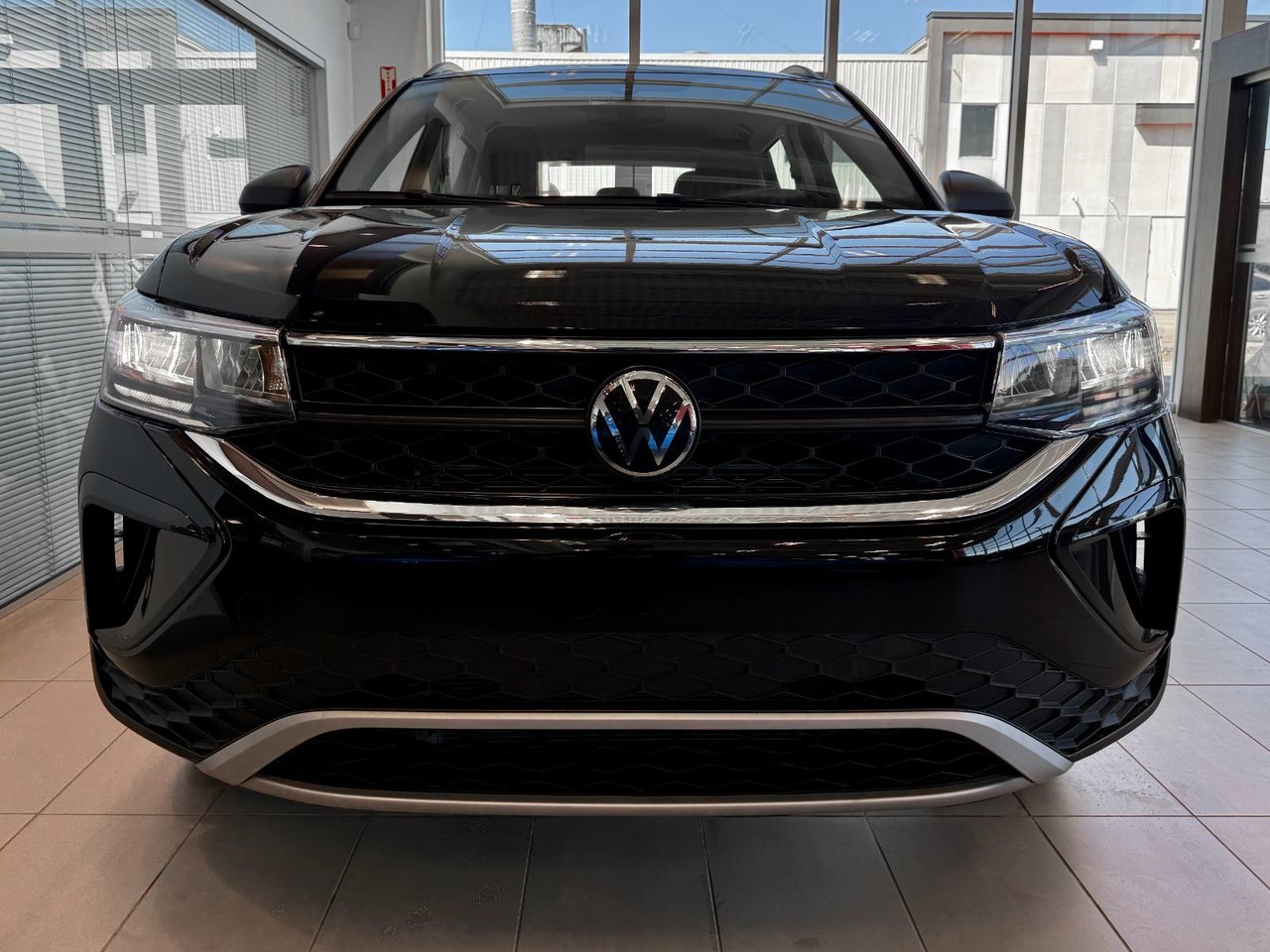2024 Volkswagen Taos Trendline-5