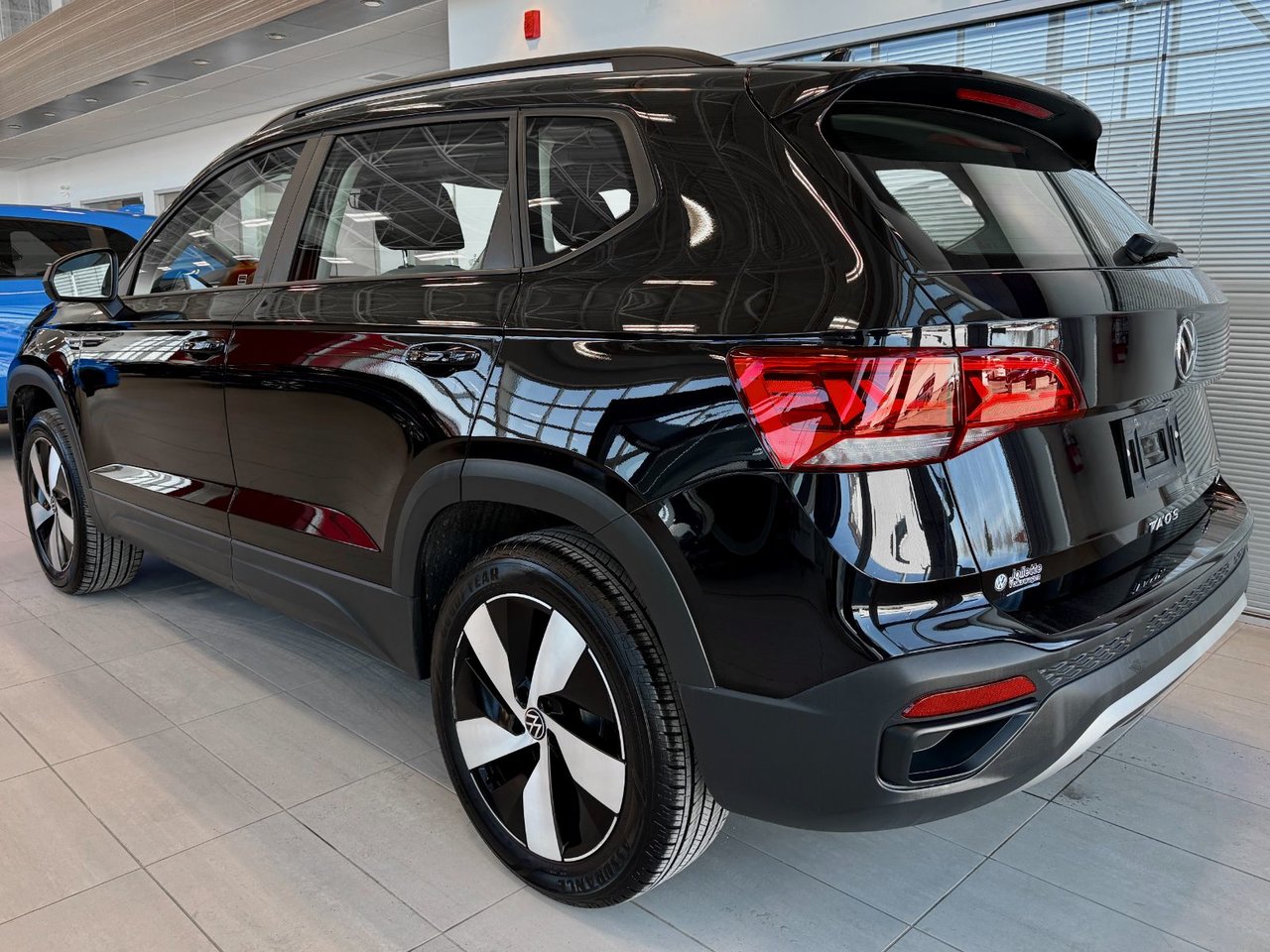 2024 Volkswagen Taos Trendline-11