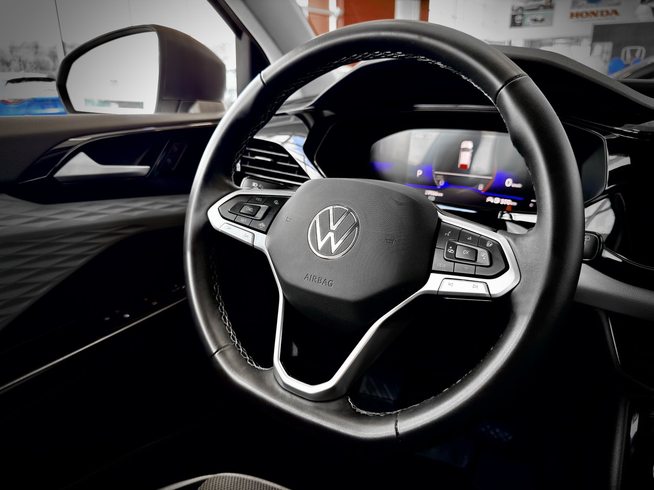 Volkswagen Taos Trendline 2024-22