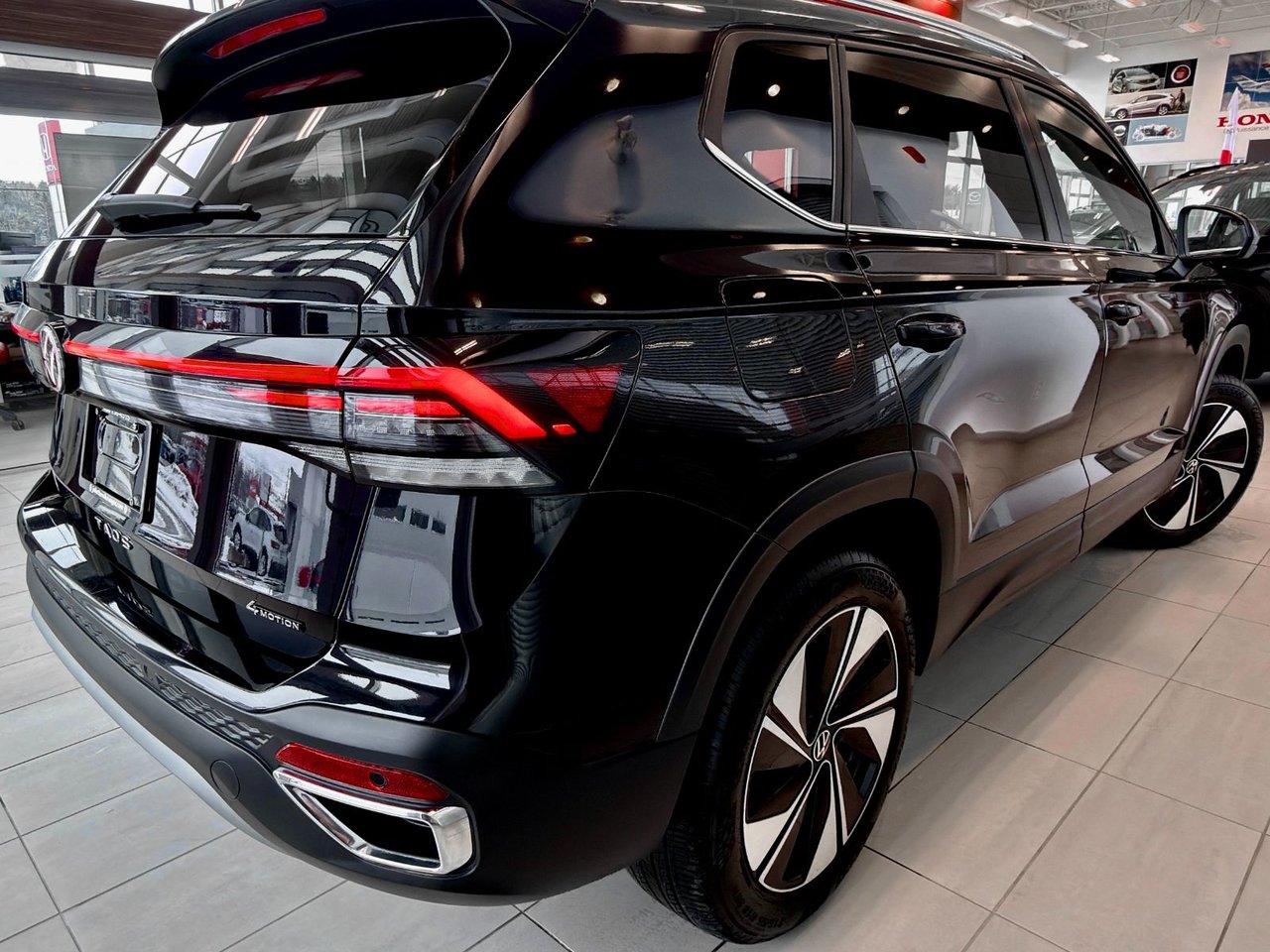 Volkswagen Taos Comfortline 2025-10