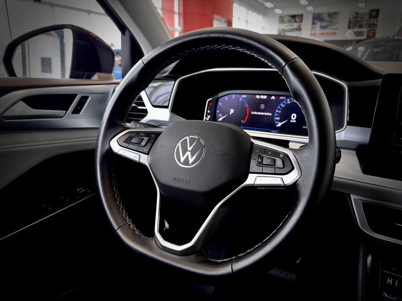 Volkswagen Taos Comfortline 2025-23