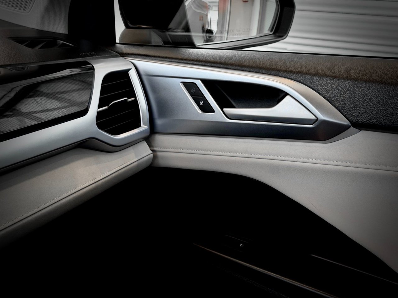 Volkswagen Taos Comfortline 2025-31
