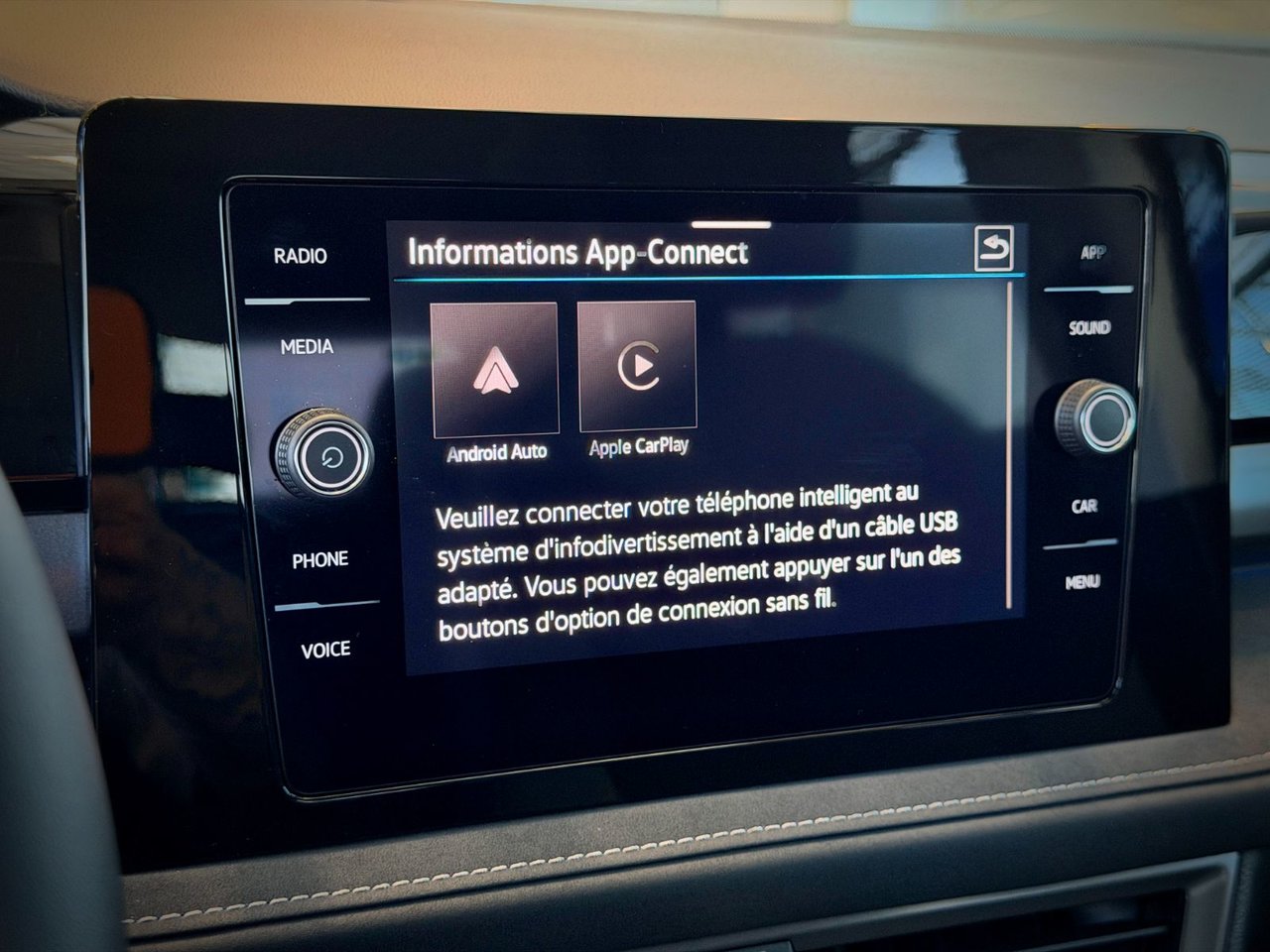2026 Volkswagen Taos Comfortline Black Edition-28