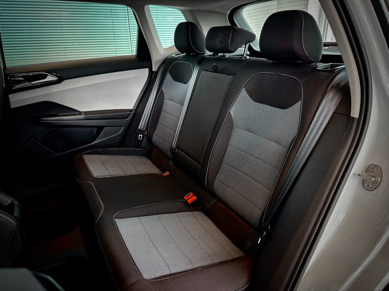 2026 Volkswagen Taos Trendline-15