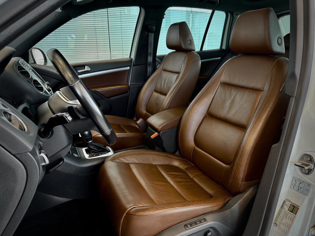 2017 Volkswagen Tiguan Highline-17