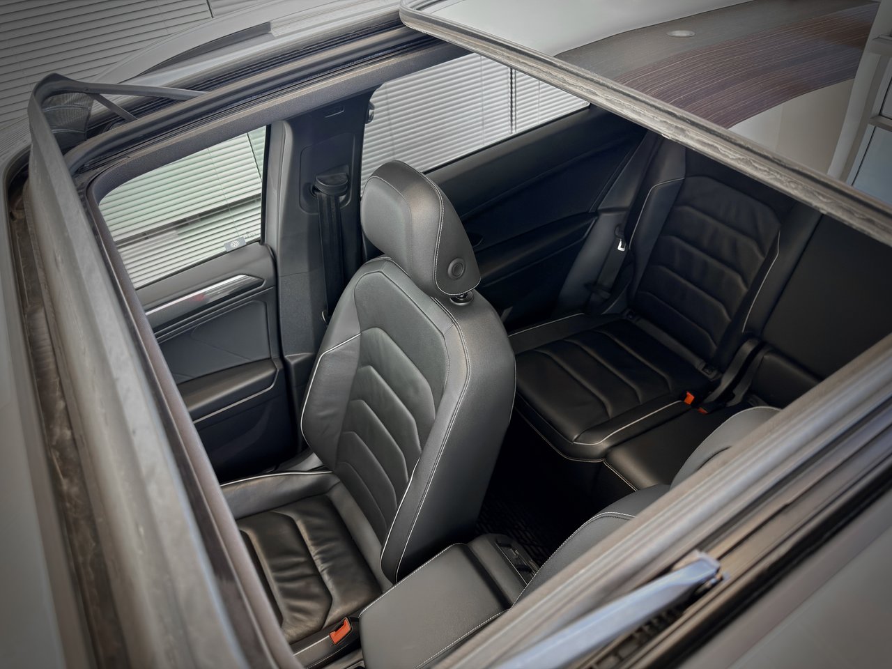 2021 Volkswagen Tiguan Highline-23