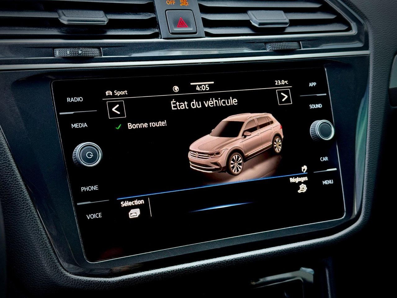 Volkswagen Tiguan Comfortline 7 PASSAGERS 2023-21
