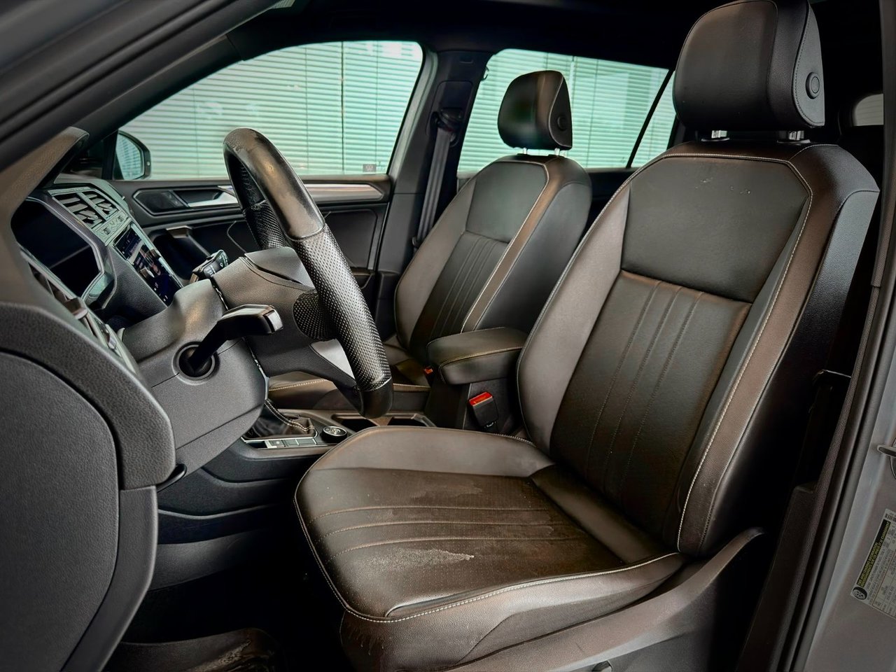 Volkswagen Tiguan Comfortline R-Line Black Edition 2024-16