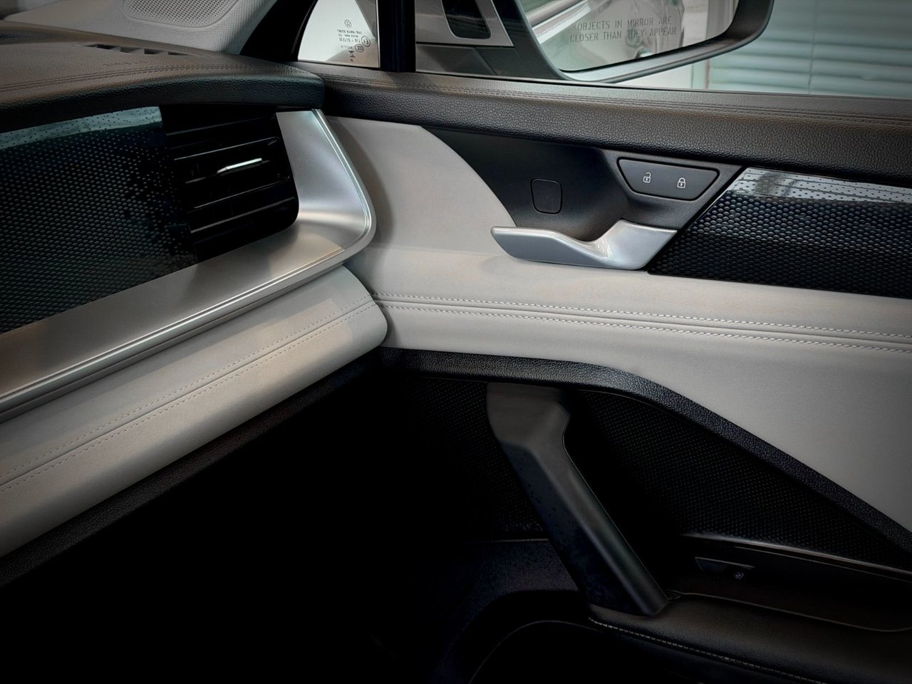 Volkswagen Tiguan Comfortline 2025-31