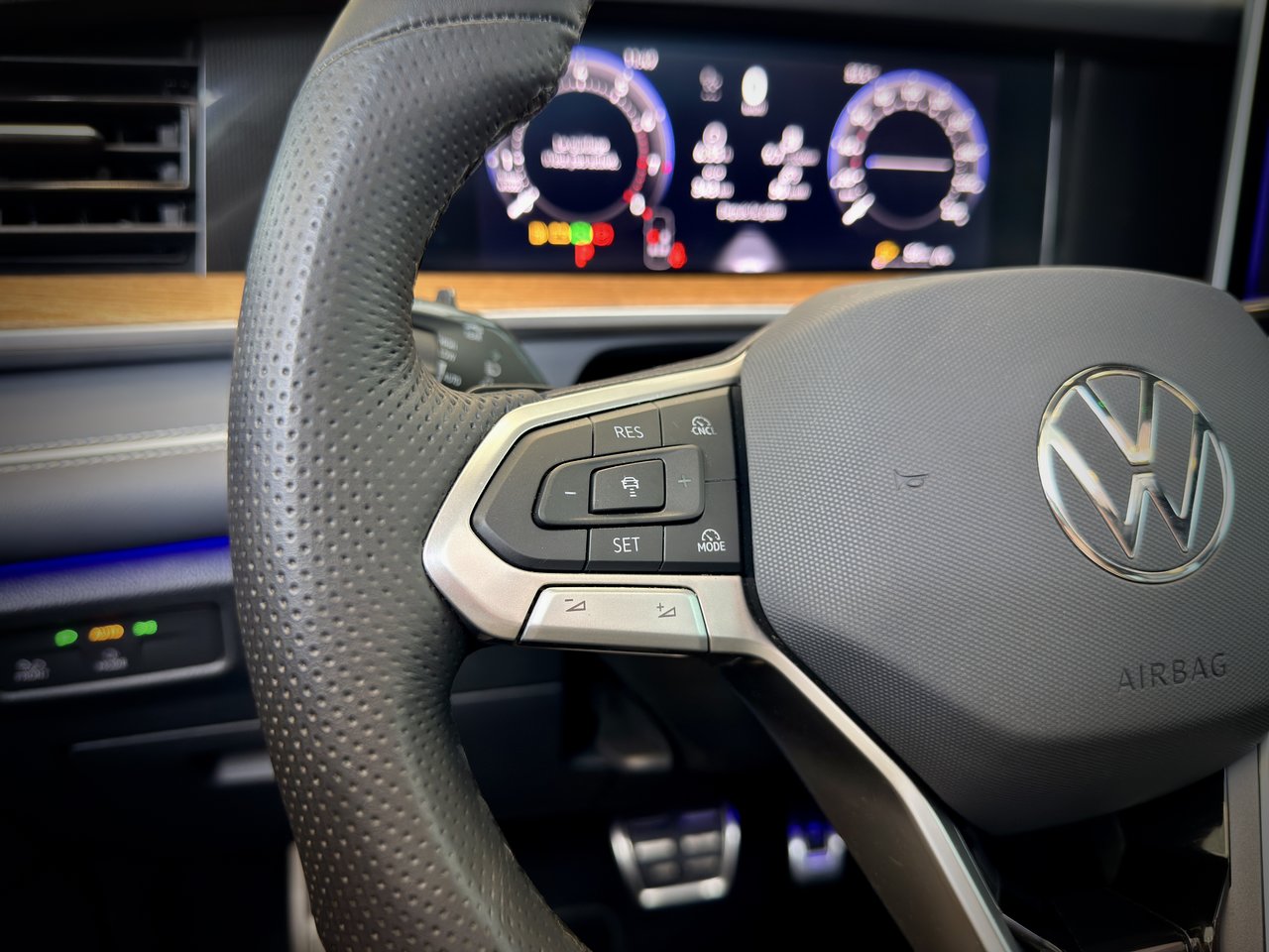 2026 Volkswagen Tiguan Highline Turbo R-Line-21