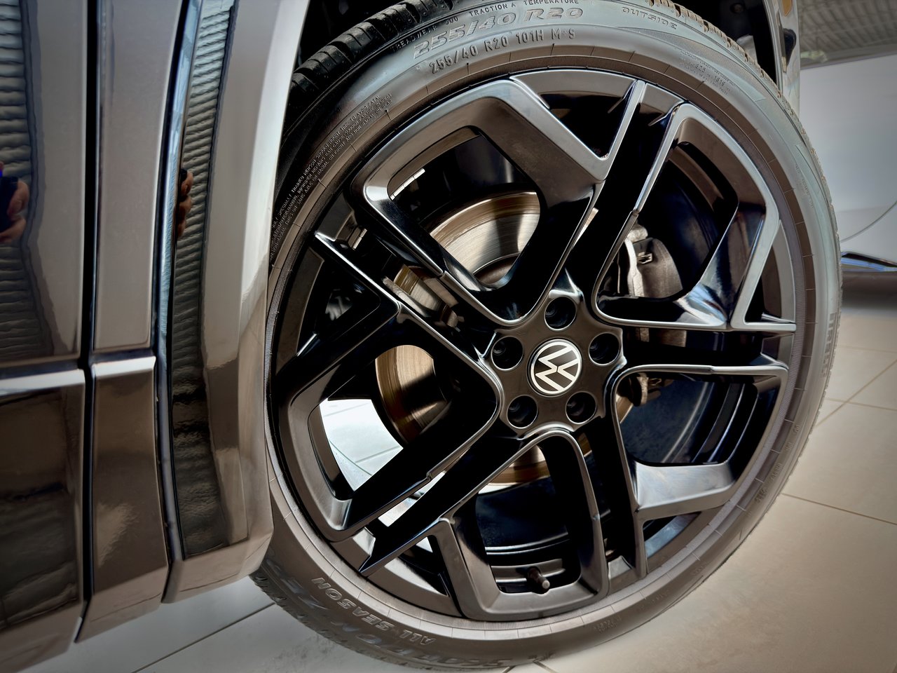 Volkswagen Tiguan Comfortline R-Line Black Edition 2026-11