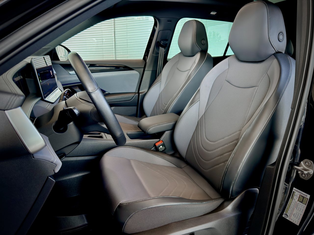Volkswagen Tiguan Comfortline R-Line Black Edition 2026-20