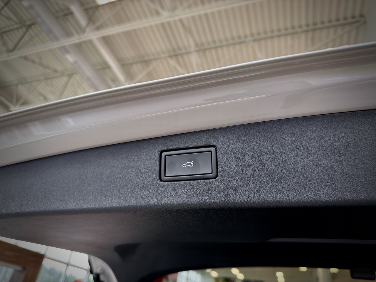 2026 Volkswagen Tiguan Highline Turbo R-Line-14