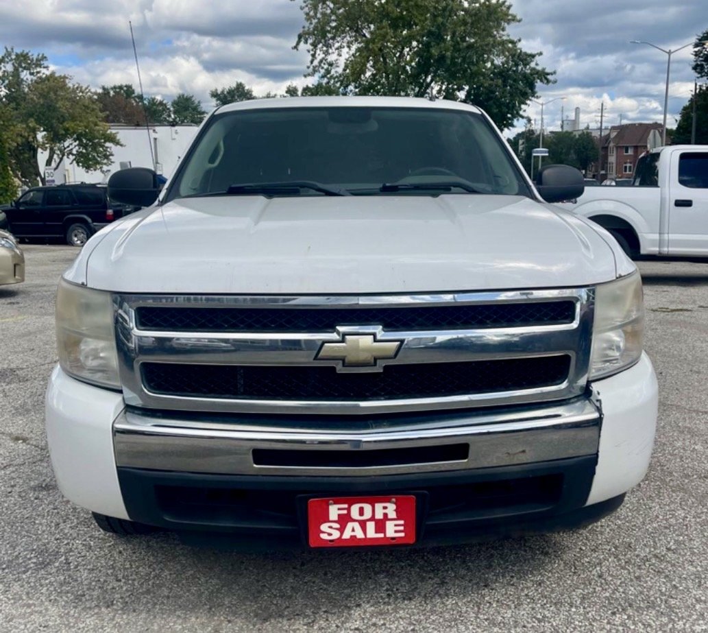 2011 Chevrolet Silverado 1500 Pickup Truck 4X2 Automatic