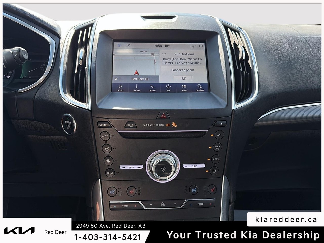 2019 Ford Edge Titanium-12