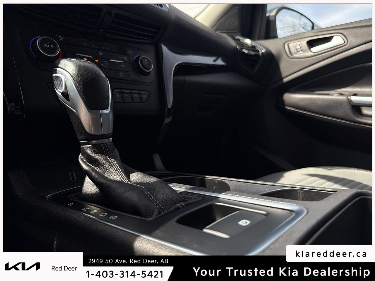 2019 Ford Escape Titanium-15