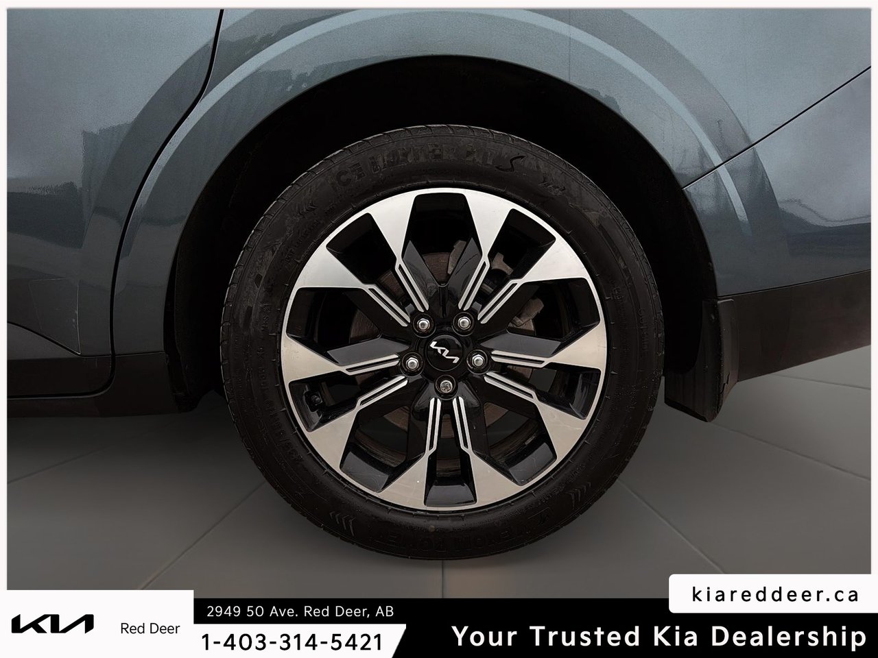 2024 Kia Carnival EX-8