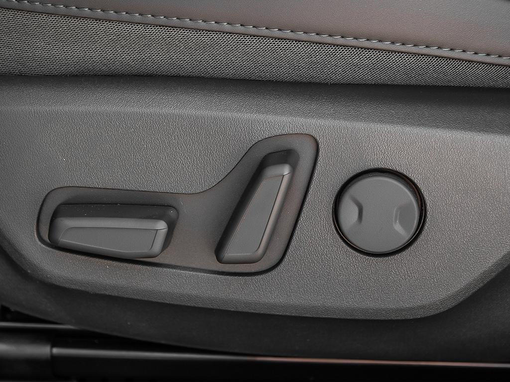 2026 Kia Niro HEV SX-25