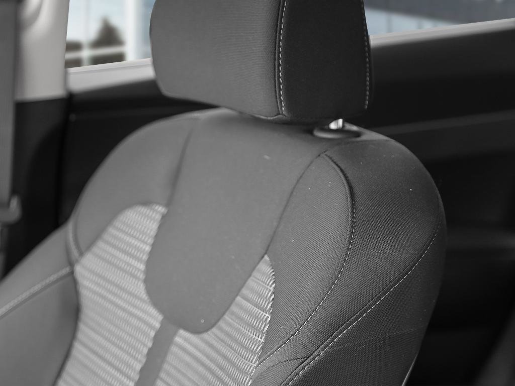 2026 Kia Sorento HEV LX AWD-19