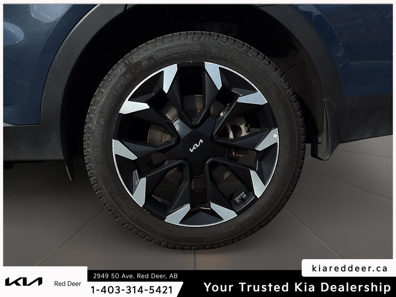 2025 Kia Sorento EX-8