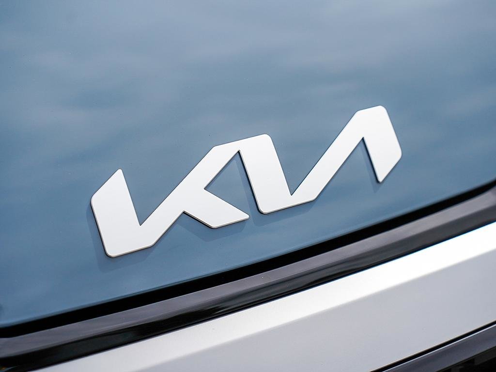 2026 Kia Sportage EX Premium-8