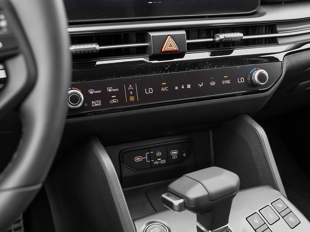 2026 Kia Sportage EX Premium-23