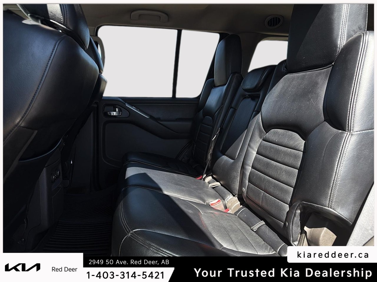 2012 Nissan Pathfinder SV-15