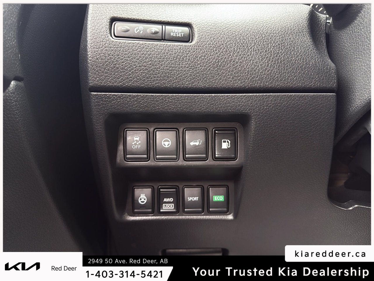 2019 Nissan Rogue S-16