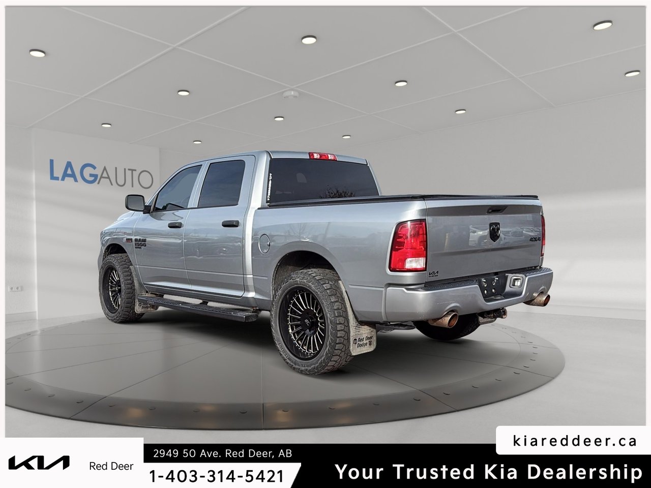 2020 Ram 1500 Classic ST-2