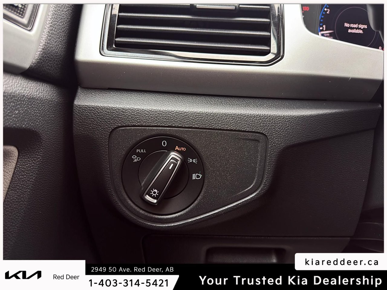 2021 Volkswagen Atlas Cross Sport Execline-16