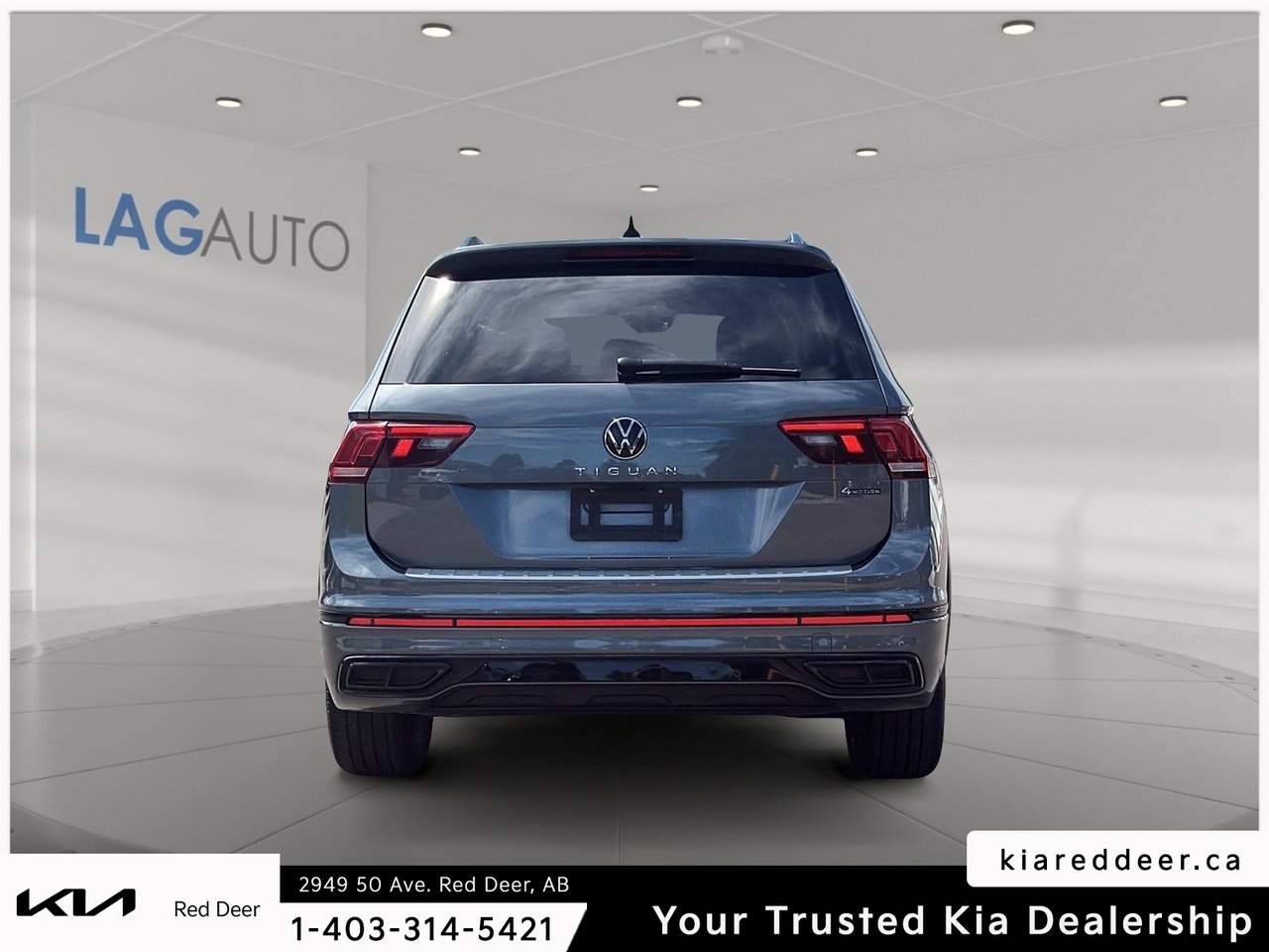 2024 Volkswagen Tiguan Comfortline R-Line Black Edtion-3