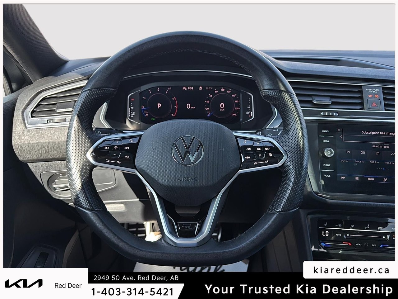 2024 Volkswagen Tiguan Comfortline R-Line Black Edtion-10