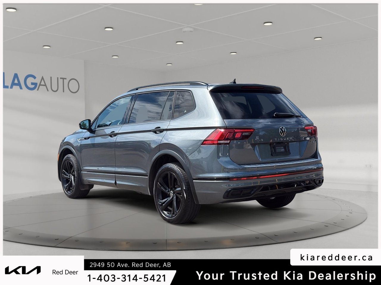 2024 Volkswagen Tiguan Comfortline R-Line Black Edtion-2