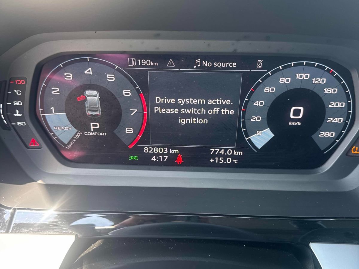 Audi A3 SEDAN Komfort Quattro 2023-3