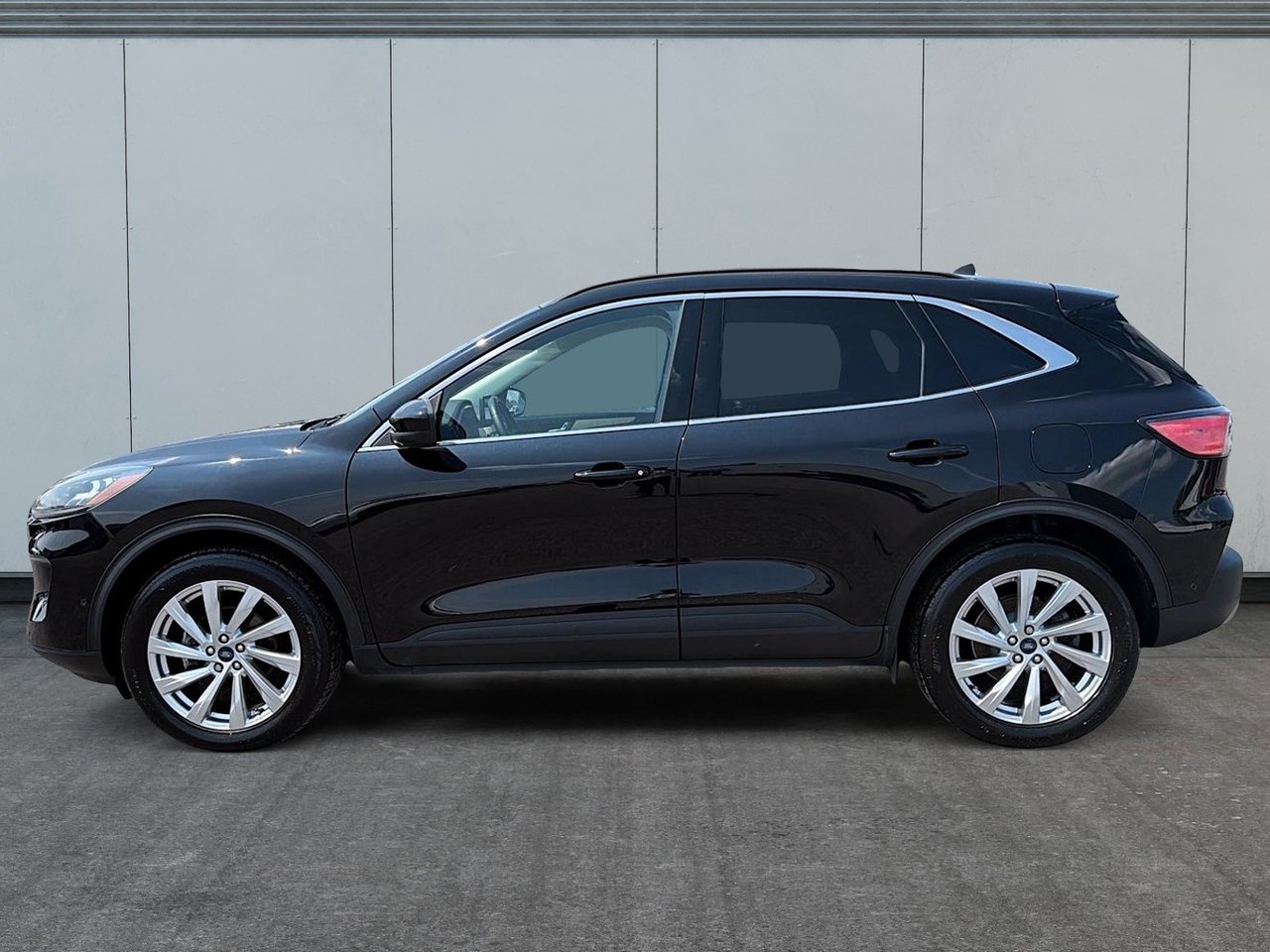 2021 Ford Escape Titanium Hybrid-4