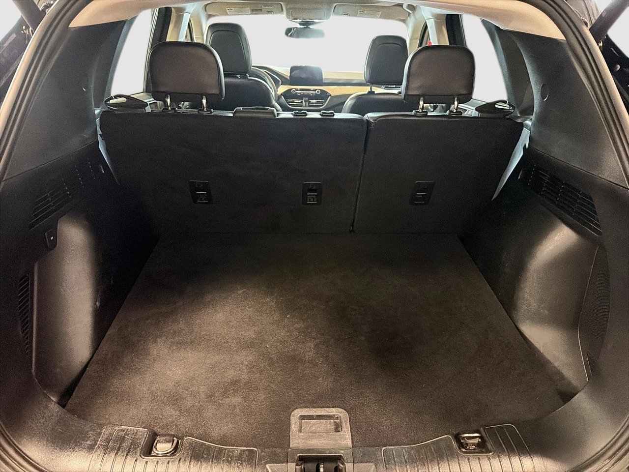 2021 Ford Escape Titanium Hybrid-5